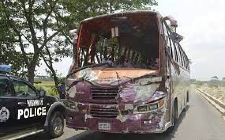 কুমিল্লায় বাসচাপায় ৩ মোটরসাইকেল আরোহী নিহত