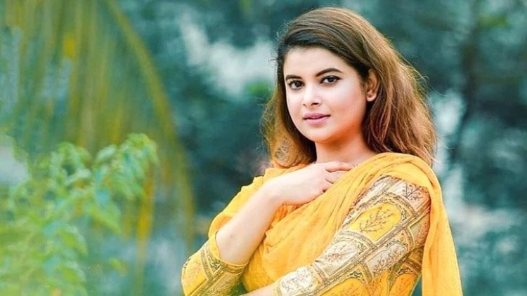 আমার জীবনে পড়াশোনা ও শুটিং একসঙ্গে করতে হয়েছে -শবনম ফারিয়া