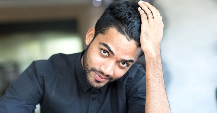 পাকা চুল কালো করার ঘরোয়া ৩ উপায়