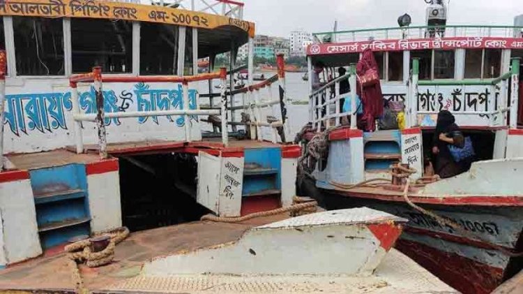 ঝুঁকি নিয়েই চলছে ৩২ লঞ্চ
