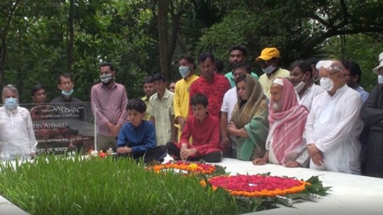 নুহাশপল্লীতে হুমায়ূন আহমেদের মৃত্যু বার্ষিকী পালিত