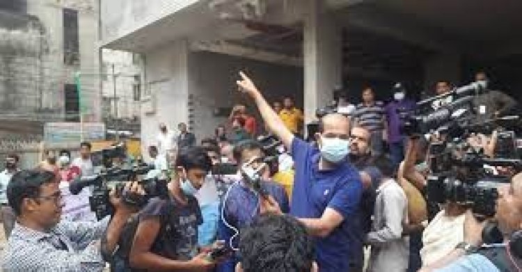 ডেঙ্গু রোগীর খবর পেয়ে উপস্থিত মেয়র আতিক, উড়ালেন ড্রোন