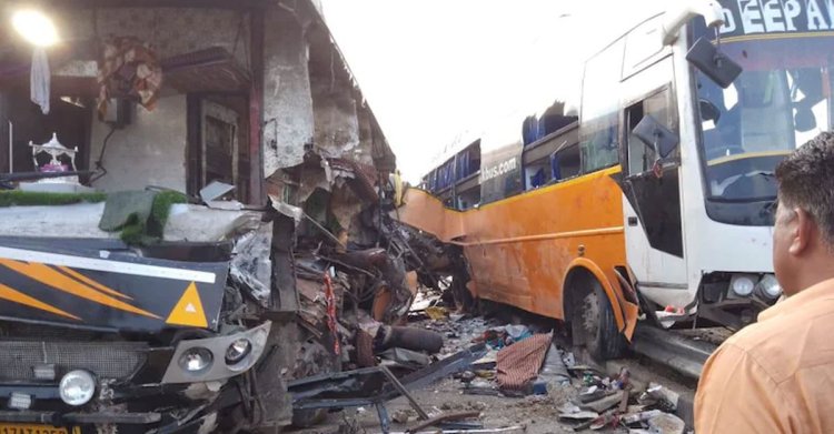 ভারতে পৃথক সড়ক দুর্ঘটনায় নিহত অন্তত ১৩