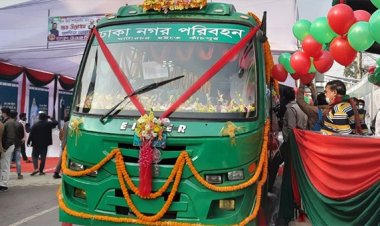 ঢাকা নগর পরিবহন মুখ থুবড়ে পড়ছে প্রথম রুট, আরও ৩ রুটে চালুর চিন্তা