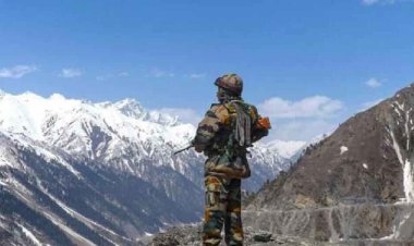 আকাশসীমা ভেঙে ঢুকছে চিনা বিমান! লাদাখে শান্তি বৈঠকে অভিযোগ ভারতের