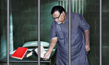 জেলে বসে পার্থ ‘টাকা মাটি মাটি টাকা’ পড়তে চাইলেন, খাতা এবং কলমও চেয়েছেন