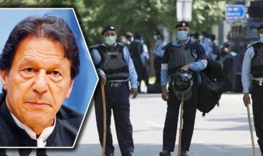  ইমরান খানের বাড়ি ঘিরে পুলিশি পাহারা