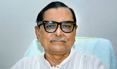 করোনায় আক্রান্ত হয়ে ঢামেকে ভর্তি মেনন