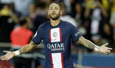  নেইমারের জোড়া গোলে পিএসজির বড় জয়