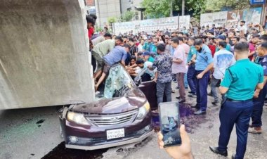 উত্তরায় ক্রেন দুর্ঘটনা : প্রাইভেটকার থেকে ৫ লাশ উদ্ধার