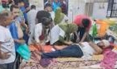 আওয়ামী লীগ নেতার মৃত্যুবার্ষিকীতে মিষ্টি বিতরণ নিয়ে সংঘর্ষ, আহত ৪