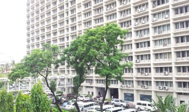 ৩৩০ কোটি টাকা ব্যয়ে সচিবালয়ে হবে ১৬ তলা দুটি পার্কিং ভবন