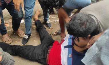 ঢাবিতে ছাত্র অধিকার পরিষদের ৩ নেতাকে পেটাল ছাত্রলীগ