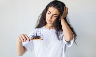 চুল পড়া কমাবে এই ৩ উপাদান