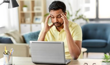 অফিস নিয়ে দুশ্চিন্তায় থাকেন? এভাবে সামলে নিন