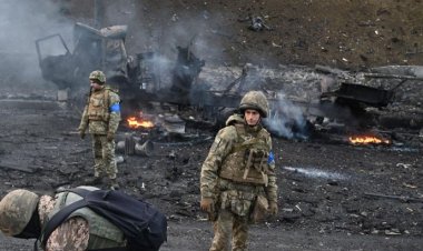 খেরসন পুনরুদ্ধারে ভয়াবহ হামলা চালাচ্ছে ইউক্রেন