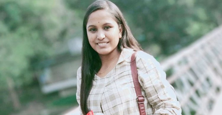 ফেসবুকে পোস্ট দিয়ে ফাঁস নিলেন স্বর্ণ পদকজয়ী আবৃত্তিশিল্পী নিপা