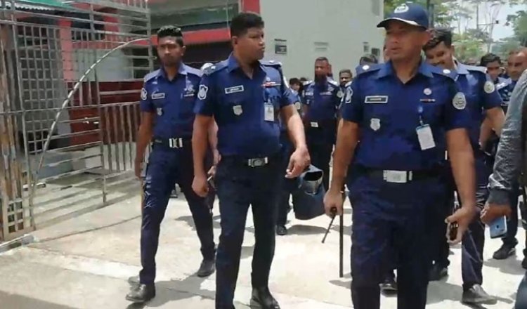 ছাত্রলীগের দুই গ্রুপে একই স্থানে মিলাদ মাহফিল: বরগুনা পৌর শহরে ১৪৪ ধারা জারি
