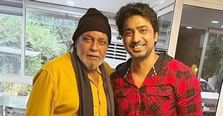 বেনারসের রাস্তায় মিঠুন-দেবের কাণ্ড ভাইরাল