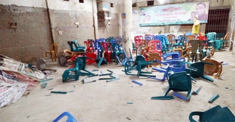 গলাচিপায় বিএনপি অফিসে ছাত্রলীগের হামলার অভিযোগ