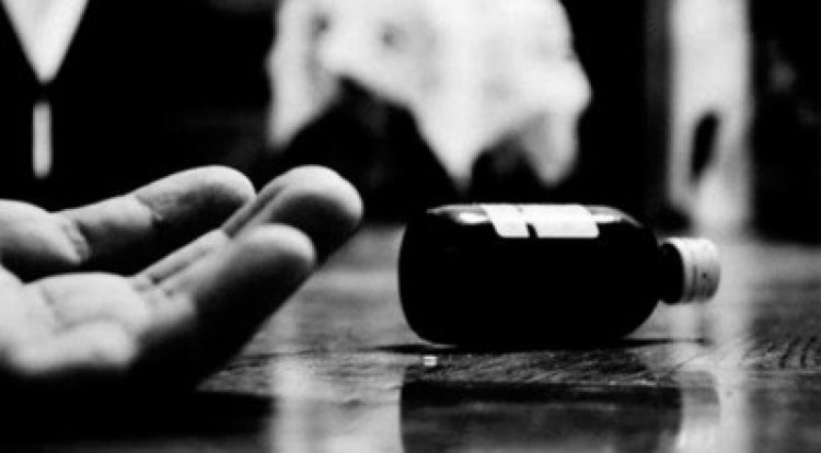 স্ত্রী মারা যাওয়ার ১২ ঘণ্টা পর স্বামীর মৃত্যু