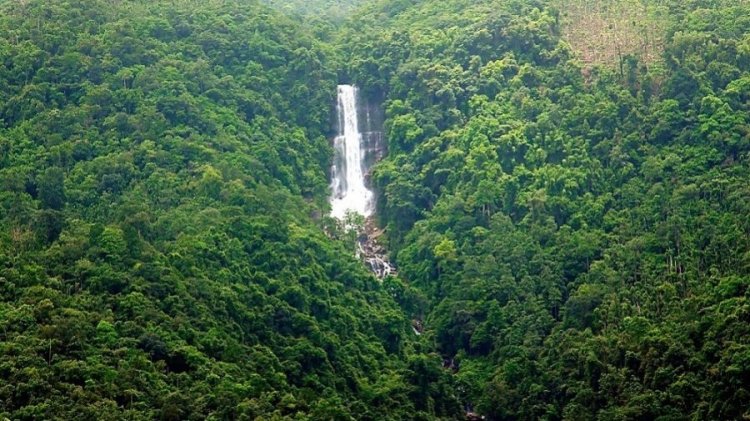 দুর্গম পাহাড়ে অস্ত্র তৈরির কারখানা