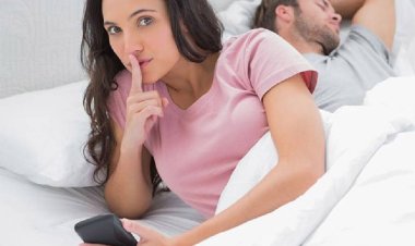 কোন মাসে মানুষ বেশি জড়ান পরকিয়াসম্পর্কে? কী বলছে সাম্প্রতিক সমীক্ষা?