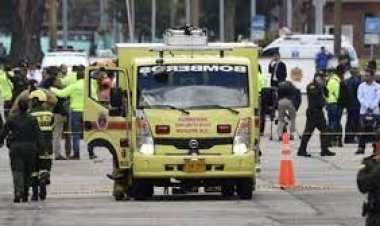  কলম্বিয়ায় বিস্ফোরক হামলায় ৮ পুলিশ কর্মকর্তা নিহত     