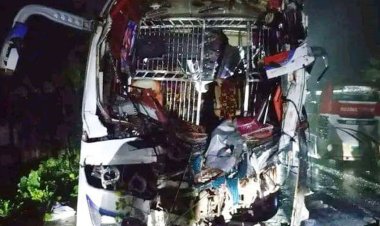 রংপুরে দুই বাসের মুখোমুখি সংঘর্ষে নিহত  ৮