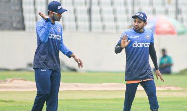  মুশফিকের অবসর নিয়ে মুখ খুলতে নারাজ সাকিব 