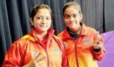  না খেলে বেড়াতে যাওয়া সোমা-মৌকে অবশেষে শোকজ 