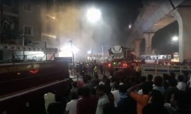  ভারতে ইলেকট্রিক স্কুটারের শো-রুমে ভয়াবহ আগুন, নিহত ৮