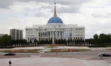 আগের নাম ফিরে পাচ্ছে কাজাখস্তানের রাজধানী  