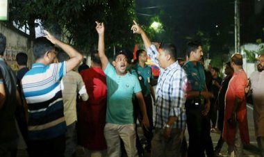 বনানীতে বিএনপির কর্মসূচিতে আ‘লীগের হামলা : সেলিমা-আলাল-তাবিথসহ আহত ৩০