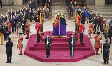 রানি এলিজাবেথের অন্ত্যেষ্টিক্রিয়া সম্পন্ন