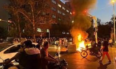 হিজাব বিতর্কে উত্তাল ইরান, সংঘর্ষে নিহত ৫