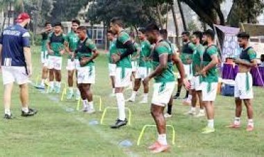 কম্বোডিয়ার মুখোমুখি বাংলাদেশ, সাবিনাদের সাফল্যে ‘চাপে’ জামালরা