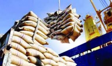 চাহিদার চেয়ে উৎপাদন বেশি, তবু চালের সংকট