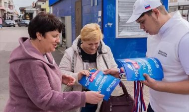 রাশিয়ায় যোগ দিতে গণভোট চলছে ইউক্রেনের চার অঞ্চলে, দেশ ছাড়ছেন রুশরা