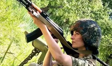 পুতিনকে হত্যা করতে চান ইউক্রেনীয় বিউটি কুইন ইভজেনিয়া