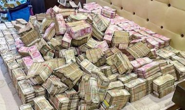 ১৭ কোটি রুপি উদ্ধারের পর আমির খান গ্রেফতার