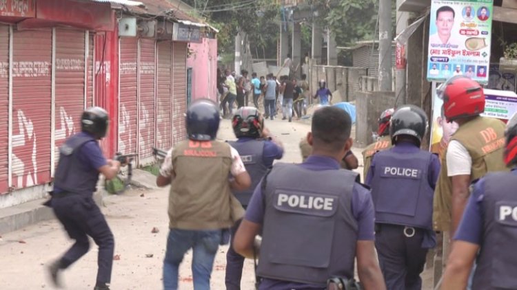  সিরাজগঞ্জে পুলিশ-বিএনপি সংঘর্ষ, আহত ১৫