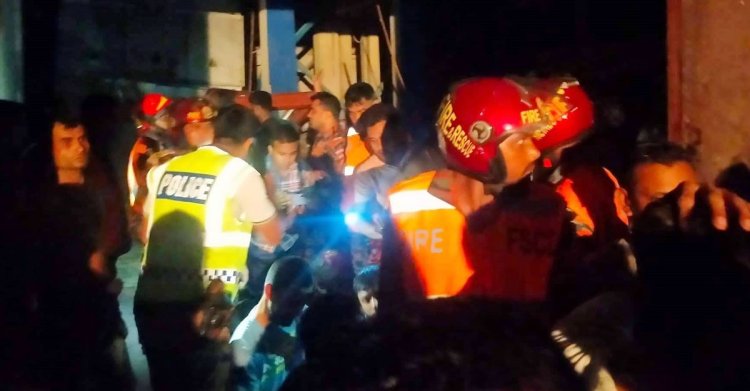 রাইস মিলের ছাদ ভেঙে পড়ে প্রাণ গেল ৩ শ্রমিকের