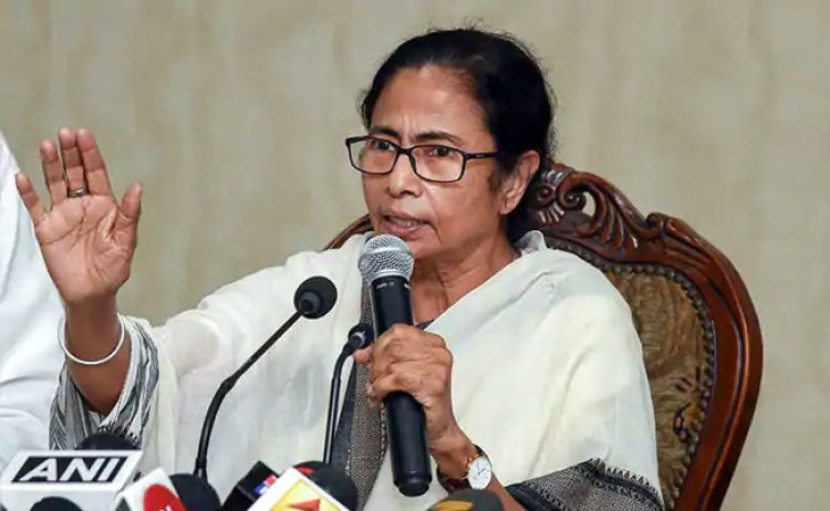নৈতিক চরিত্র গঠনে ক্লাস নেওয়া হোক স্কুলে, শিক্ষক দিবসে শিক্ষকদের মমতা