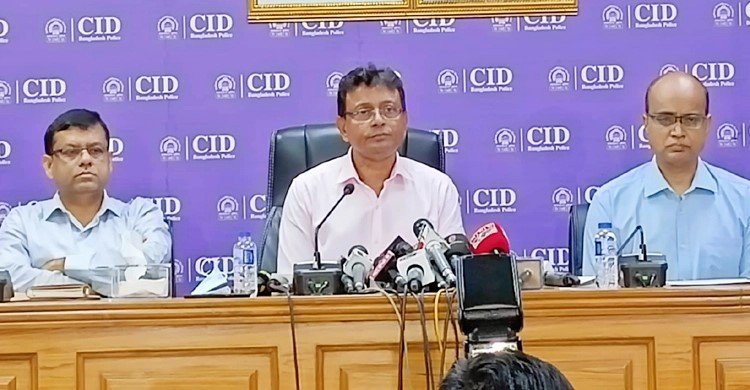 মোবাইল ব্যাংকিংয়ে বছরে ৭.৮ বিলিয়ন ডলার পাচার: সিআইডি প্রধান