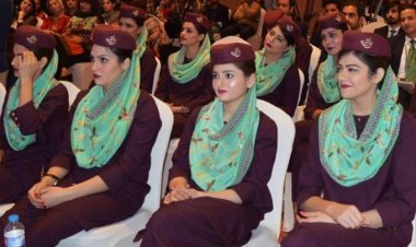 বিমানবালাদের অন্তর্বাস পরার নির্দেশনা দিল পাকিস্তান