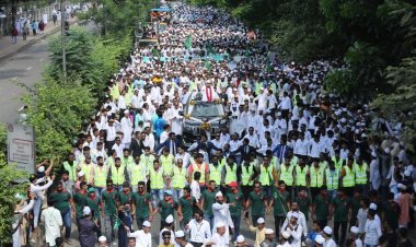 রাজধানীতে ঈদে মিলাদুন্নবীর জশনে জুলুস অনুষ্ঠিত