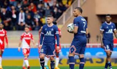 মেসিকে ছাড়া খেলতে নেমে হোঁচট খেলো পিএসজি