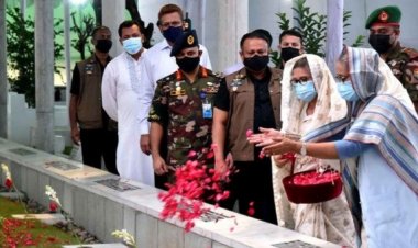  শেখ রাসেলের জন্মদিনে প্রধানমন্ত্রীর শ্রদ্ধা