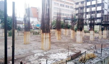 ডিএসসিসির দুই মার্কেট: ২ বছরের কাজ শেষ হয়নি ৫ বছরেও, বিপাকে ব্যবসায়ীরা